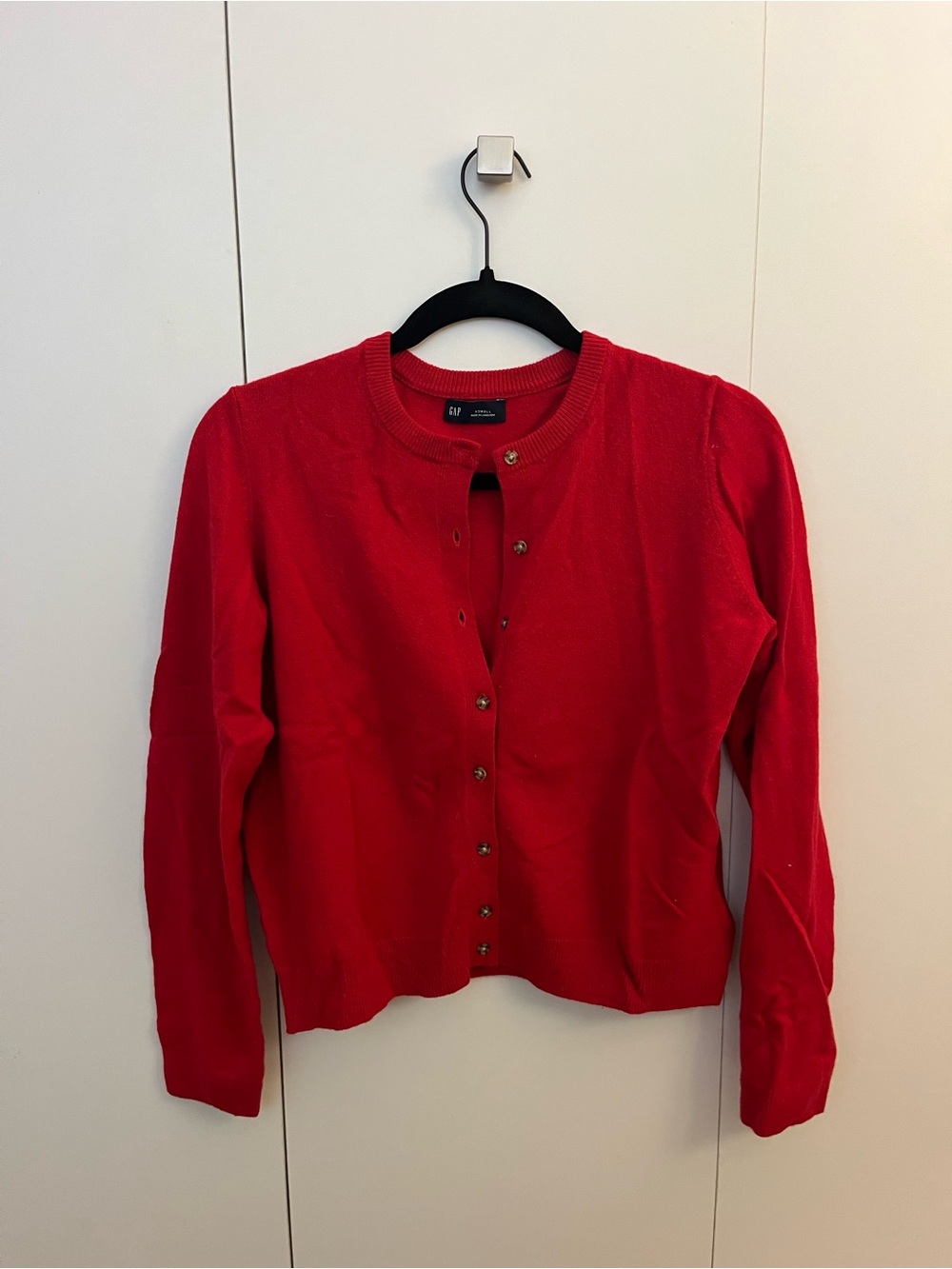 GAP Women’s Bright Red Button-Front Crewneck Cardigan